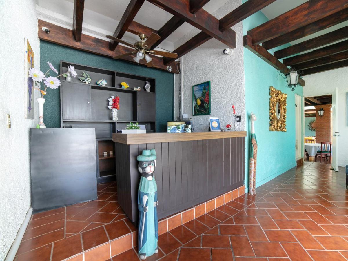 Hotel Teques Palace Xoxocotla  Экстерьер фото